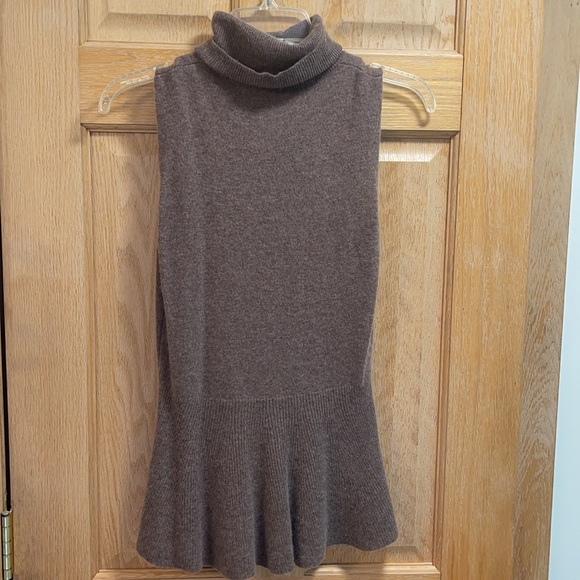 Antonio Melani XS Cashmere Turtle Neck Peplum - Picture 2 of 5